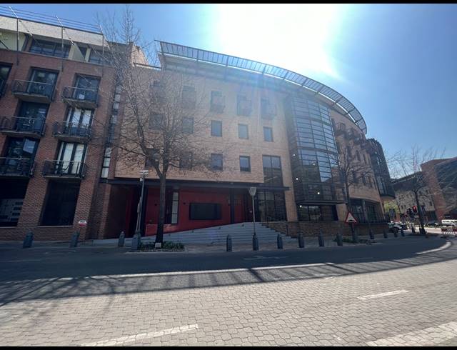 102M² OFFICE TO LET IN MELROSE ARCH
